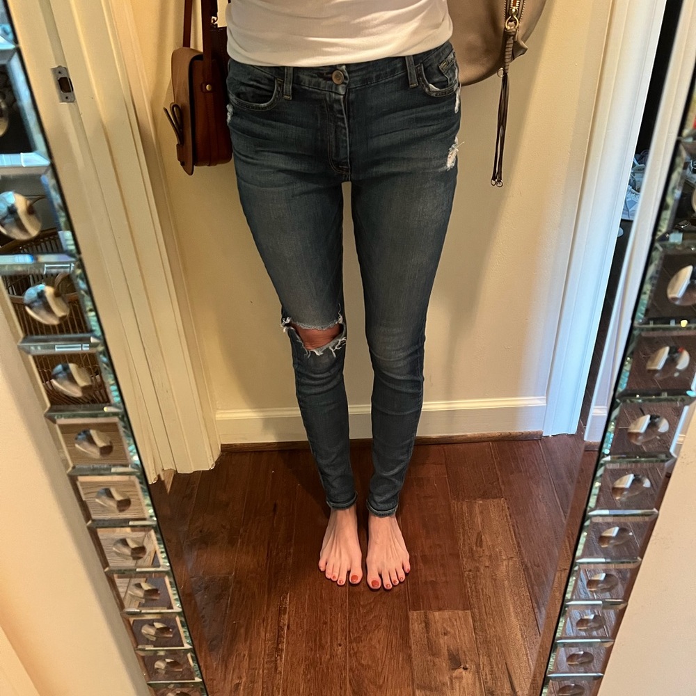 7 for all Mankind Skinny Jeans 28